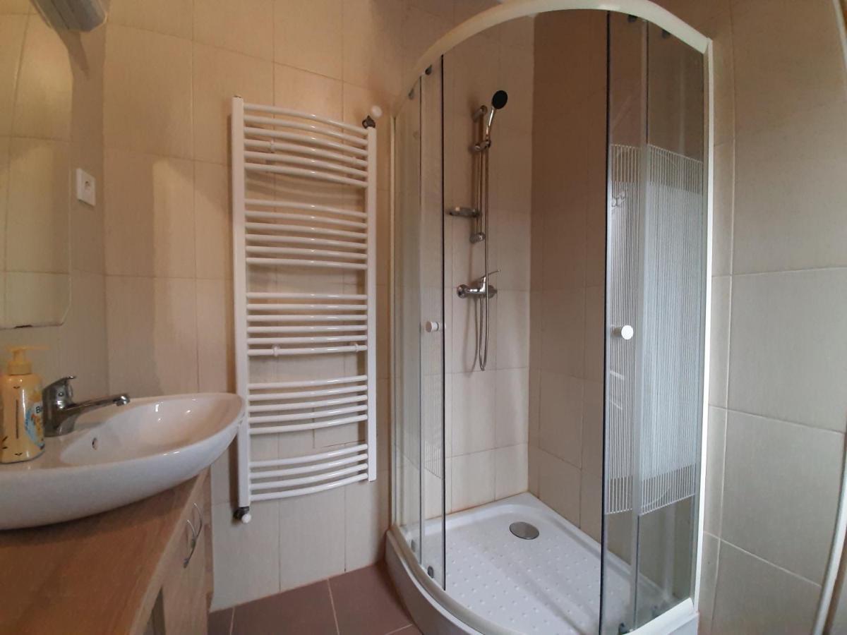 Egniss Apartman Богач Экстерьер фото
